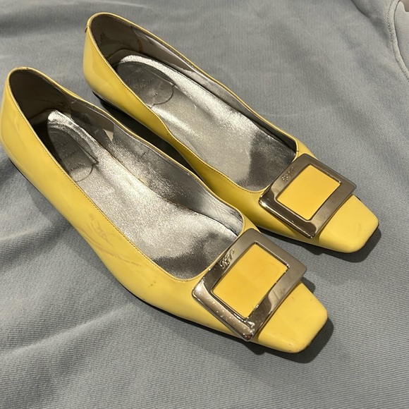 Roger Vivier Paris Shoes - Picture 1 of 9